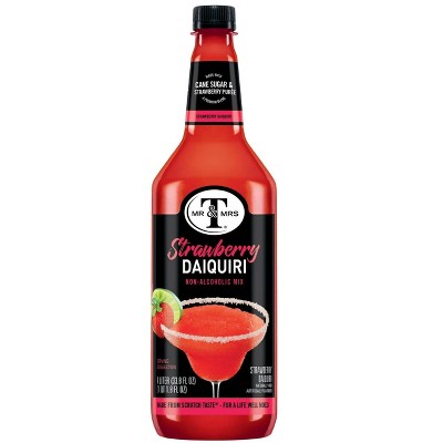 Mr & Mrs T Strawberry Daiquiri Margarita Mix, 1 L (Pack of 3)