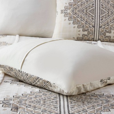 Ivory Microfiber Full Nordic Bedspread Set with Shearling