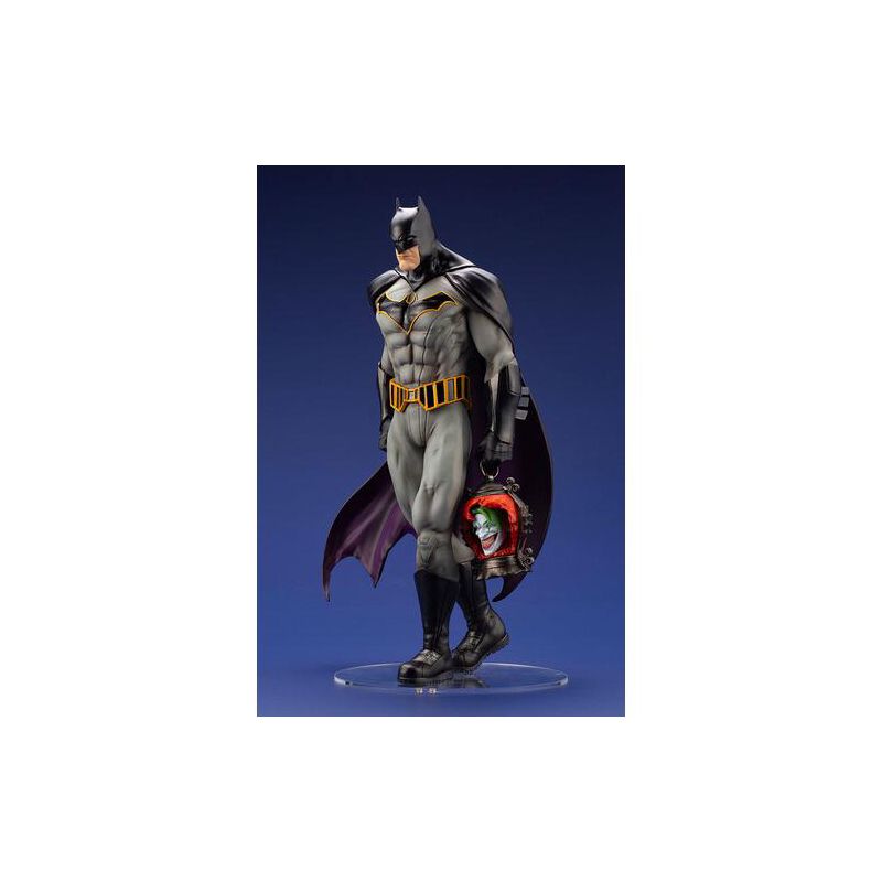 Kotobukiya - DC Universe - Batman: The Last Knight on Earth - Batman ARTFX Statue, 2 of 5