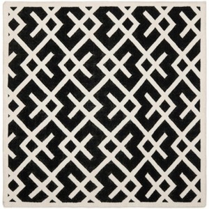 Dhurries DHU552 Hand Woven Flat Weave Indoor Rugs - Safavieh - 1 of 4