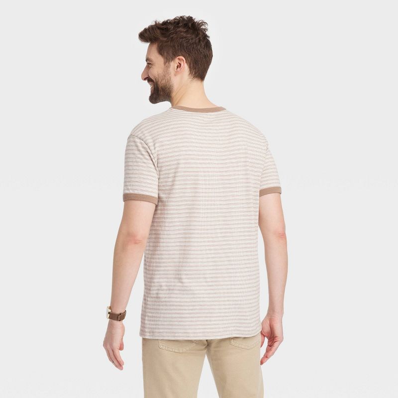 Men&#39;s Short Sleeve Crewneck T-Shirt - Goodfellow &#38; Co&#8482;, 3 of 6