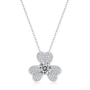 Guili 1ctw Elegant French Pave Blooming Flower Solitaire Pendant Necklace with Lab-Created Moissanite – Timeless and Sparkling Design - 1 of 3