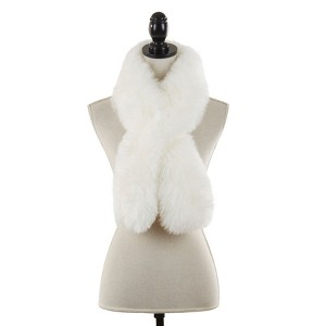 Saro Lifestyle Luxurious Warmth Lamb Fur Scarf - 1 of 1