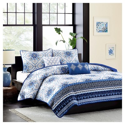 blue quilt coverlet