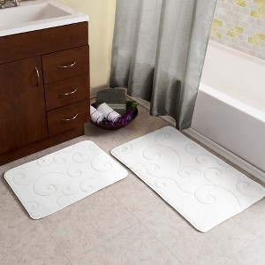 2 pc Memory Foam Bath Mat Set by Hastings Home -Coral Fleece Embossed Pattern - White - 1 of 4
