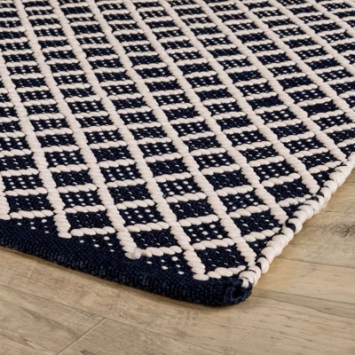 Navy and White Geometric Synthetic Rectangular Rug, 4' x 6'