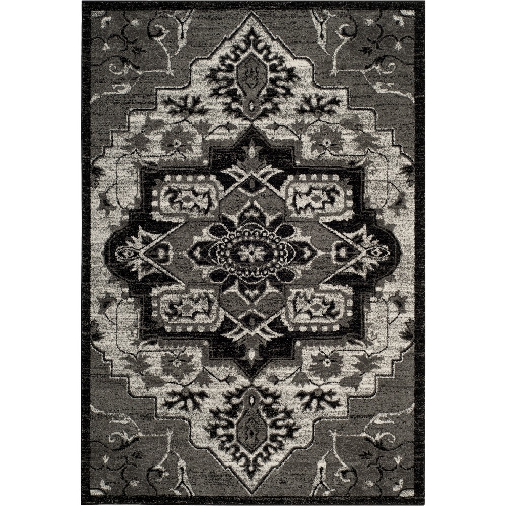 4'x6' Nilda Medallion Light Area Rug Light Gray/Gray - Safavieh