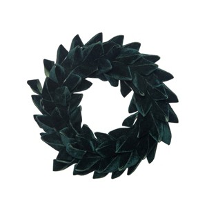 Gallerie II Velvet Emerald Green Wreath - 1 of 4