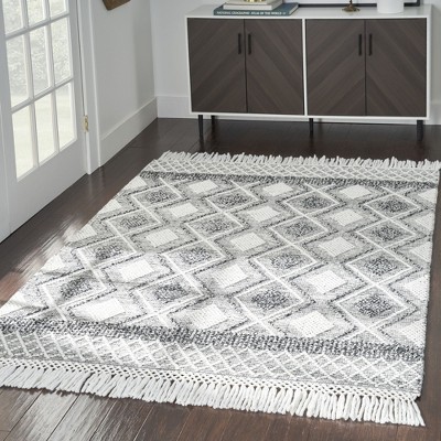 Ivory and Gray Geometric Handwoven Wool Area Rug 5'3" x 7'6"