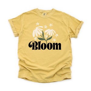 Simply Sage Market Women's Bloom Daisy Flower Short Sleeve Garment Dyed Tee - 1 of 2
