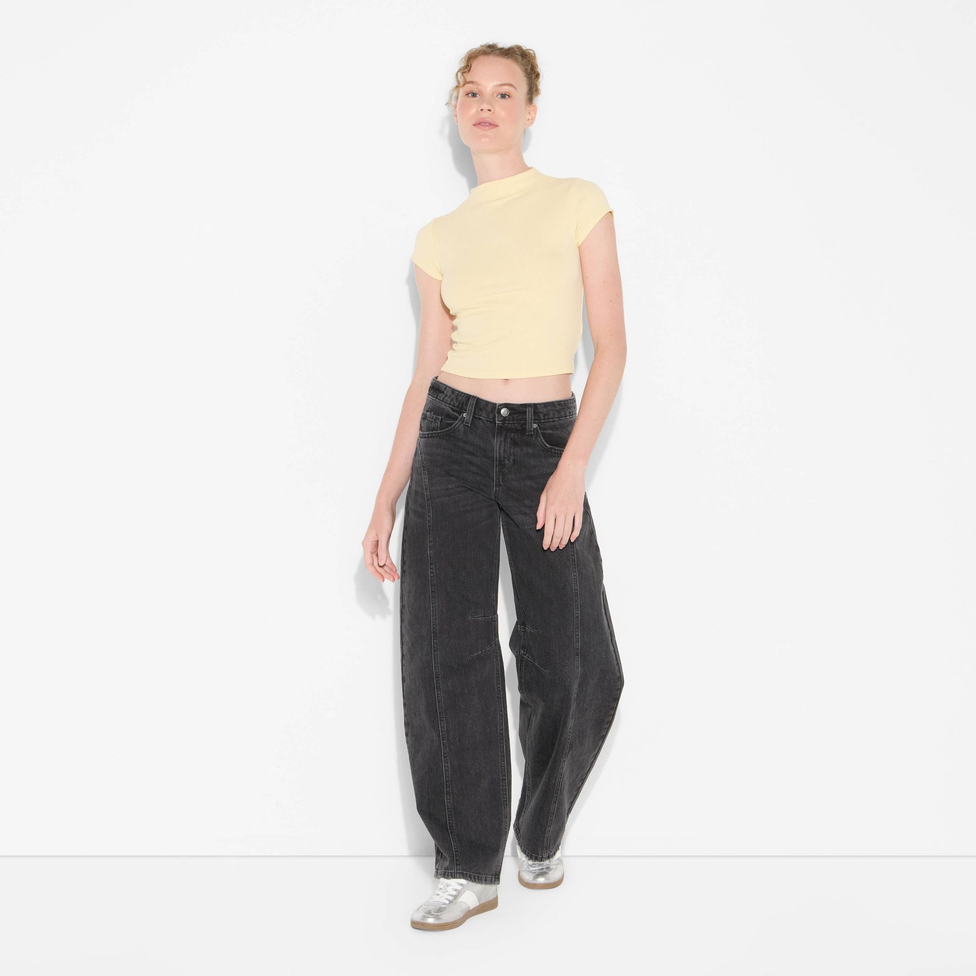 Women's Mid-Rise Must Have Barrel Jeans - Wild Fable™