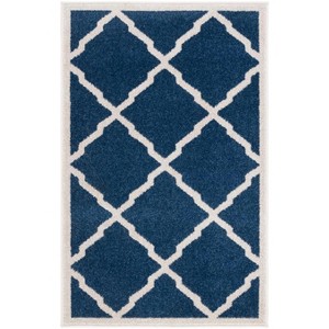 Amherst AMT421 Power Loomed Indoor Rugs - Safavieh - 1 of 4