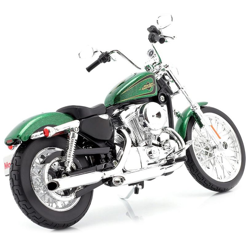 2013 Harley Davidson XL 1200V Seventy Two Green Motorcycle Model 1/12 by Maisto, 4 of 6