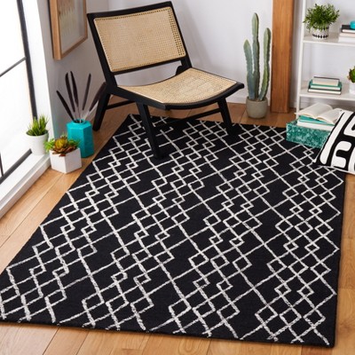 Hand-Tufted Classic Elegance Black Wool 4' x 6' Area Rug