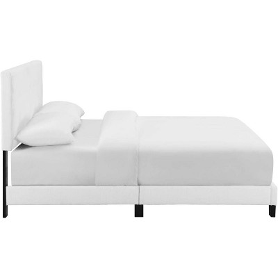 King White Upholstered Wood Frame Bed with Tufted Headboard