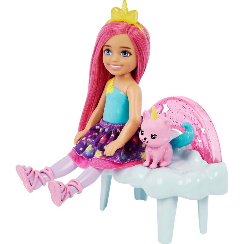 Barbie Dreamtopia Chelsea Doll Nurturing Fantasy Playset and Pet Kitten, 4 of 7