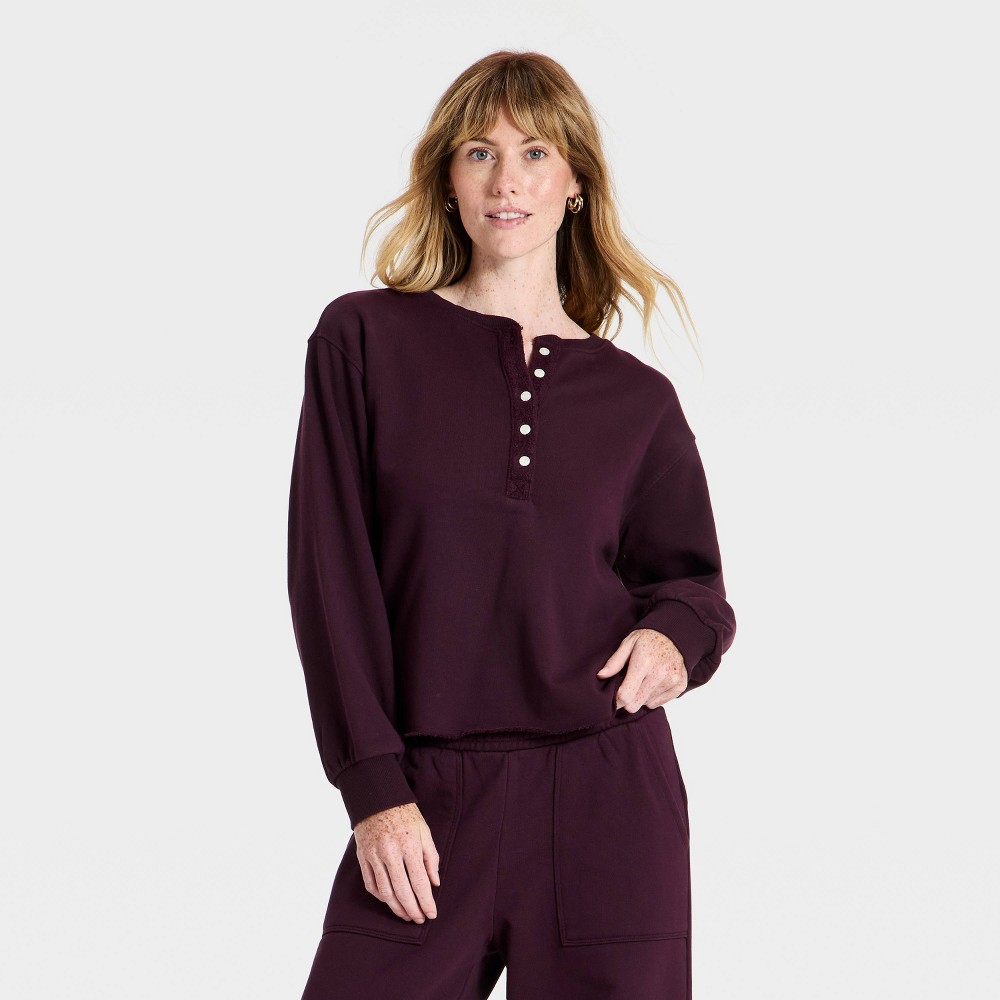 Women's Relaxed Fit Pullover Sweatshirt - Universal Thread™ Burgundy L