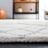 Casablanca CSB990 Hand Tufted Area Rug  - Safavieh - 3 of 4