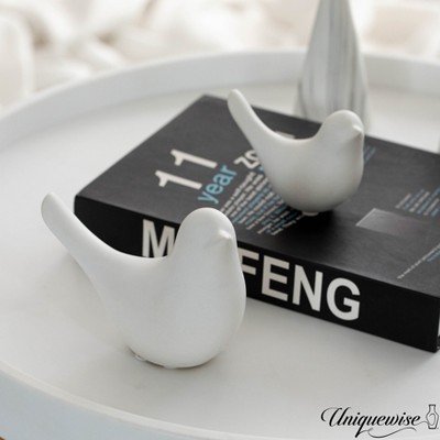 Uniquewise Bird Figurines Elegant Home Decor Pieces Countertop or Bookshelves Artistic Decorations & Collectible Knick-Knacks