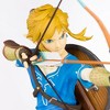 Dark Horse Comics The Legend of Zelda: Breath of the Wild 10" Link Figure - 3 of 4