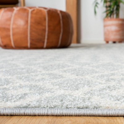 Light Grey and Cream Geometric 4' x 6' Synthetic Area Rug