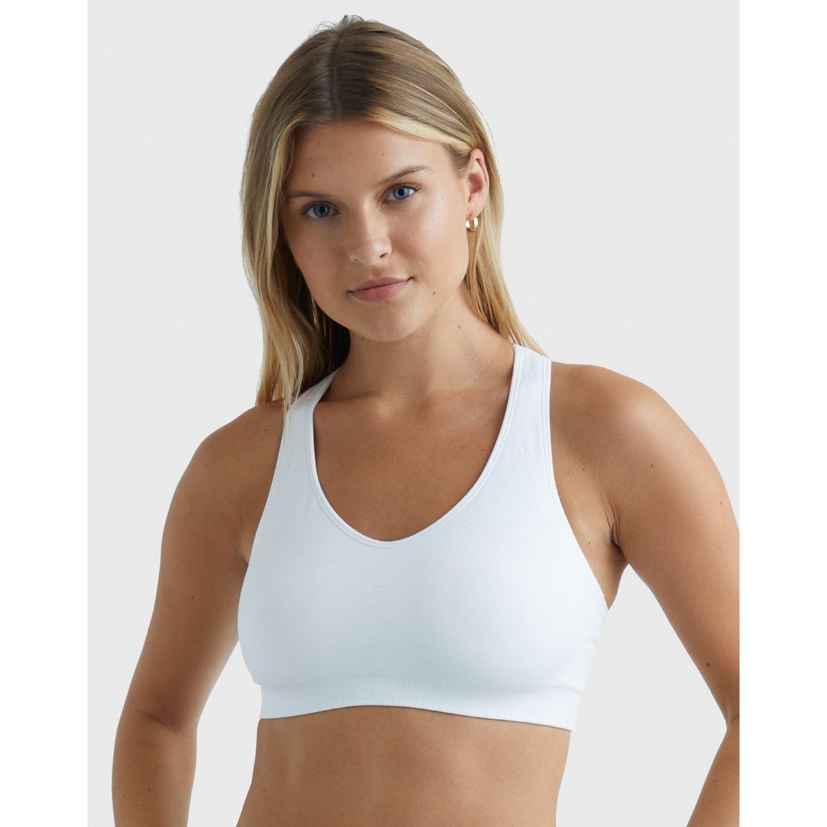 Hanes Sport Women's Seamless Racerback Sports Bra, 3-Pack - thumbnail 2