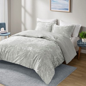 NicBex Comforter Set Bedding Crushed Velvet Reversible Quilt Set Comforter, Pillow Shams, Machine Washable - 1 of 4