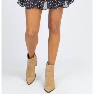 Women's FLORAL FIT FLARE MINI SKIRT - DRESS FORUM - 1 of 4