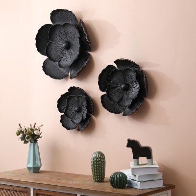 LuxenHome Black and Gold Metal Flower Wall Sculptures Set