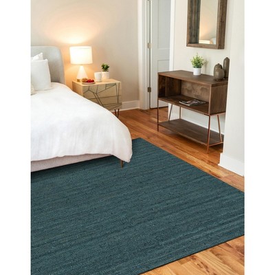 Handmade Green Braided Jute Rectangular Indoor Area Rug