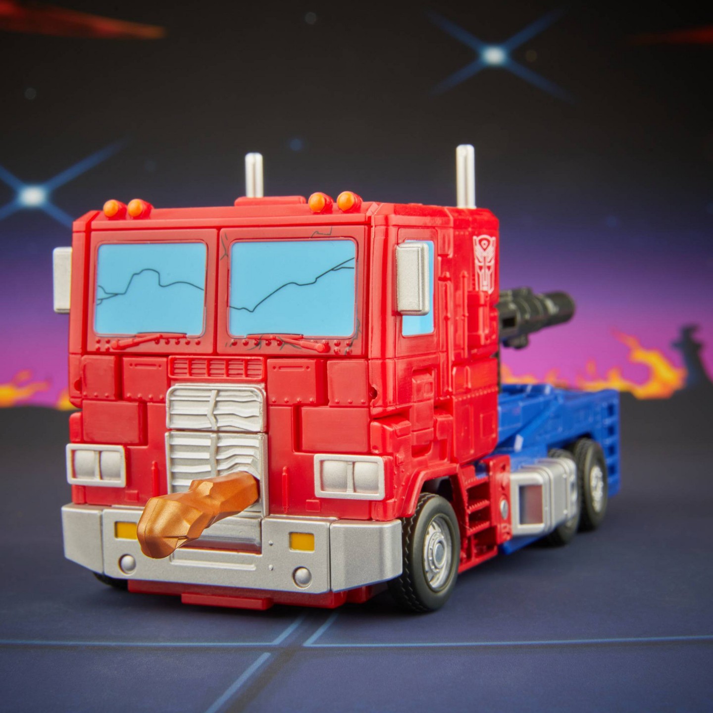 Детская фигурка Transformers Studio Series Mtmte Collection The Transformers: The Movie Leader Class Optimus Prime Action Figure — фото 8