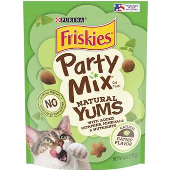 Friskies Purina Party Mix Catnip Natural Yums Chicken Crunchy Cat Treats - 6oz