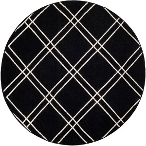 Dhurries DHU638 Hand Woven Area Rug  - Safavieh - 1 of 3
