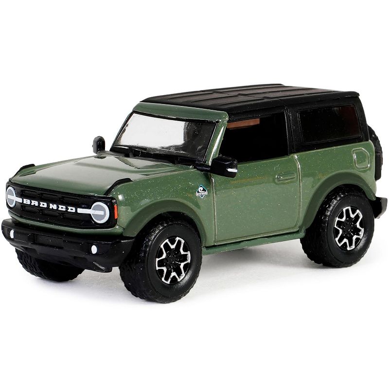 2023 Ford Bronco Outer Banks Eruption Green Metallic w/Black Top "Showroom Floor" Series 5 1/64 Diecast Model Car by Greenlight, 2 of 4