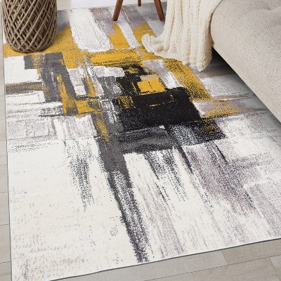 Elegant Gold Synthetic 5' x 7' Reversible Abstract Area Rug