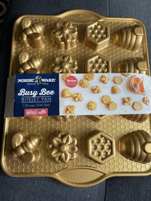 Nordic Ware Busy Bee Bitelet Pan - Toffee : Target