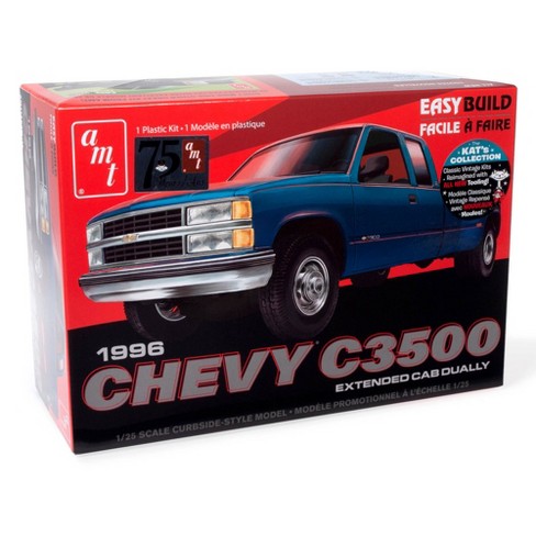 AMT: 1:25 Scale Model Kit - 1996 Chevrolet C-3500 Dually Pickup - image 1 of 4