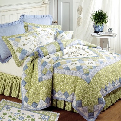 C&F Home Eileen Twin Quilt