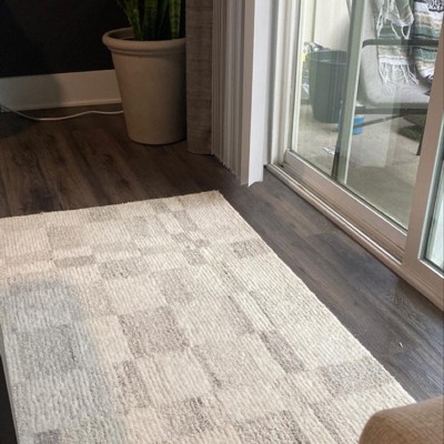 5'x7' Irregular Checkerboard Tufted Rug Cream - Threshold™ Designed ...