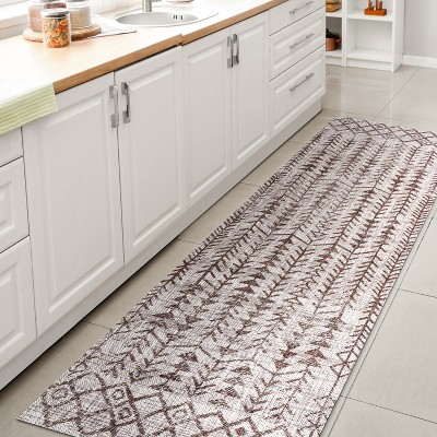 2'x8' Ararat High-low Pile Moroccan Diamond Modern Indoor/outdoor