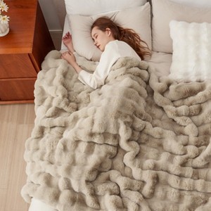 Fluffy Faux Fur Throw Blanket Fuzzy Soft Bubble Blanket for Couch Bed Sofa Chair Faux Fur Decor Gifts for Home Bedroom Living Room Thick Warm Furry Co - 1 of 4