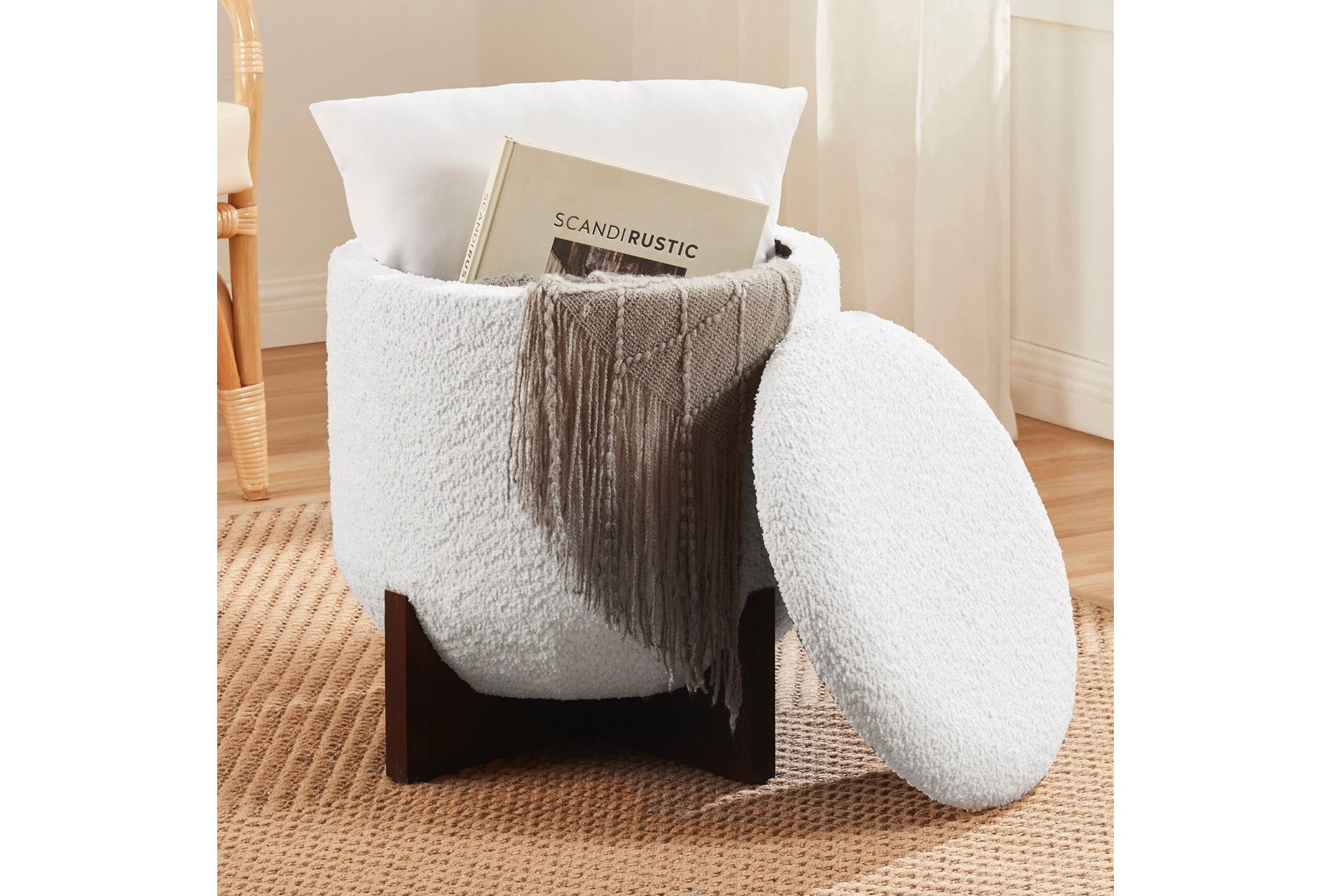 Ornavo Home Round Boucle Storage Ottoman - White