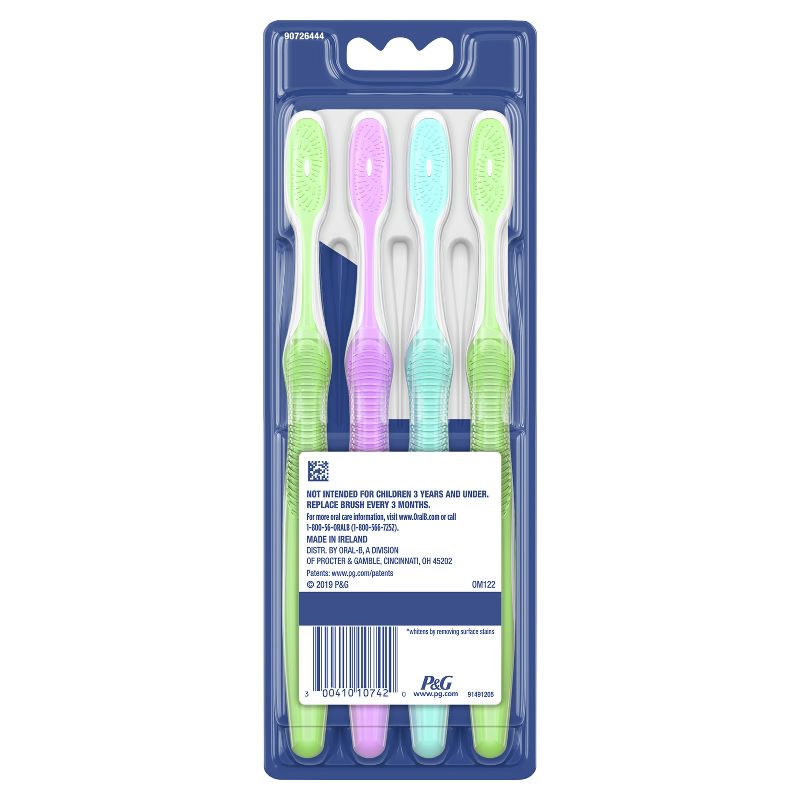 Oral-B Vivid Whitening Manual Toothbrush, 4 of 12