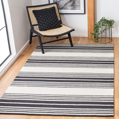 Elegant Hand-Tufted Wool Rectangular Rug in Black - 3' x 5'