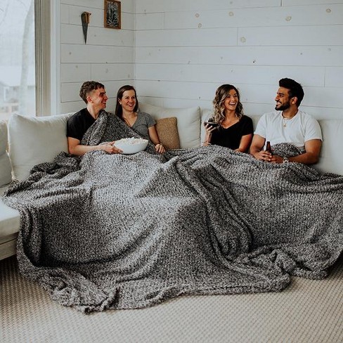 Big Blanket Co Introduces the World's Biggest Big Blanket