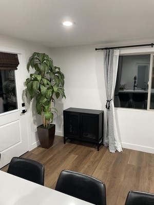 Guest review image 1 of 2, zoom in