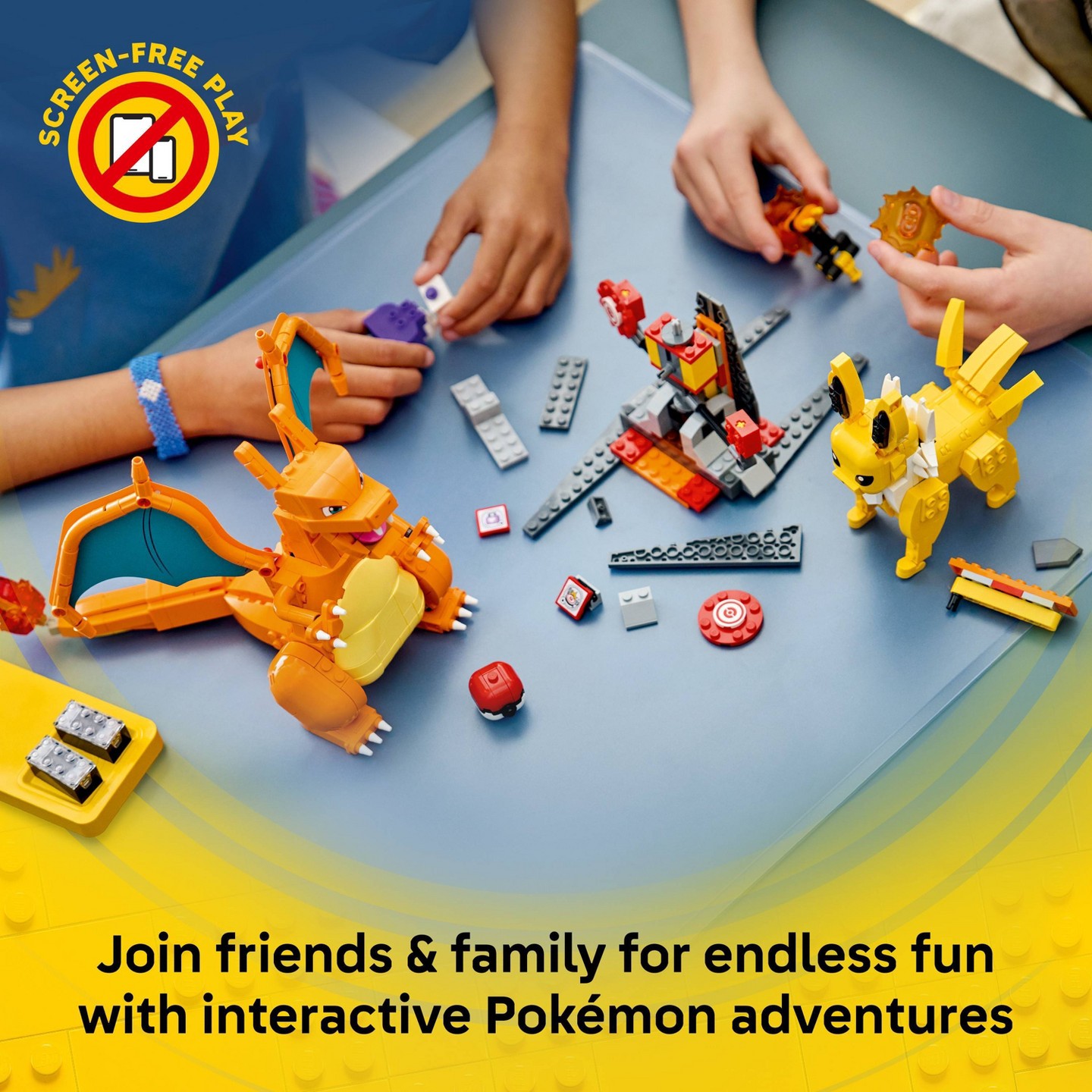 Детский конструктор LEGO Pokémon Smart Play: Charizard vs. Jolteon Ultimate Battle 72167 — фото 6