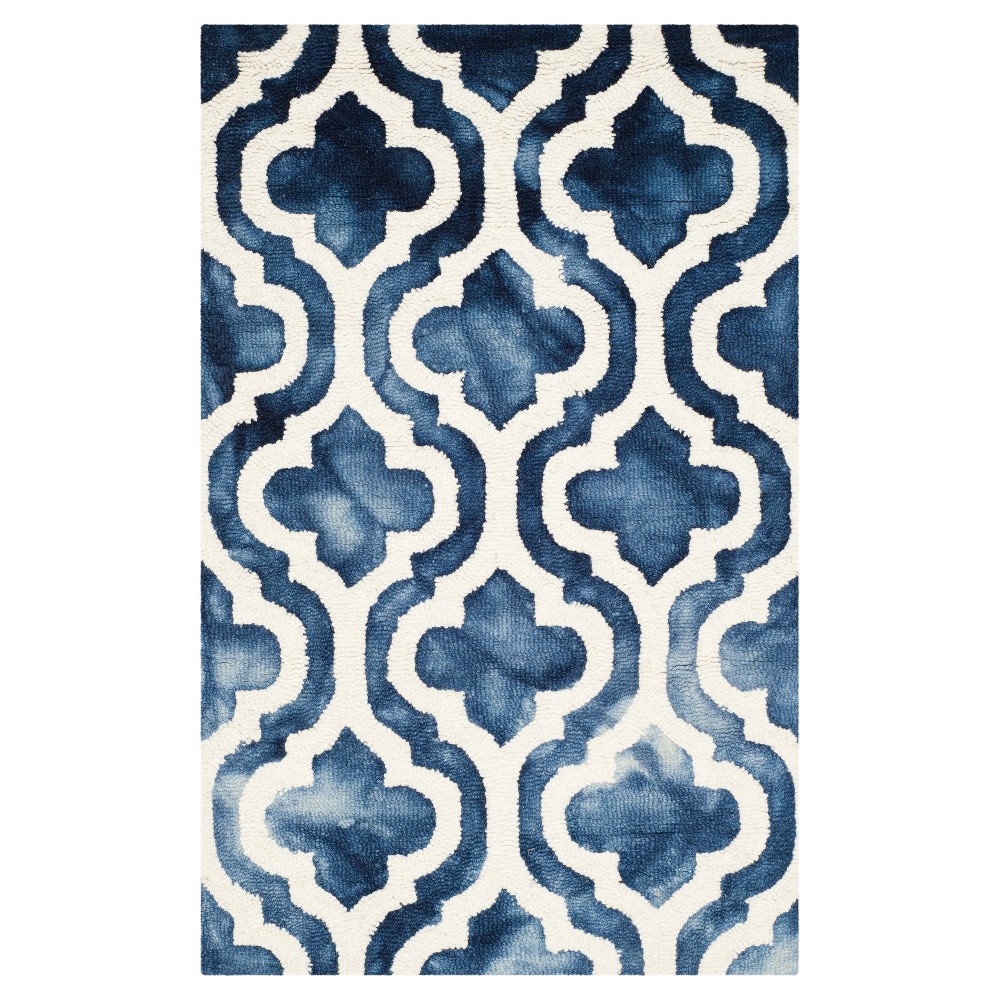 Harper Accent Rug - Navy/Ivory (2'x3') - Safavieh