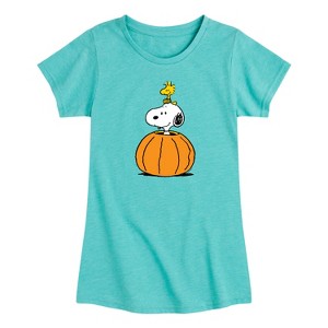 Girls' - Peanuts - Snoopy Woodstock Pumpkin Short Sleeve Graphic T-Shirt - 1 of 3