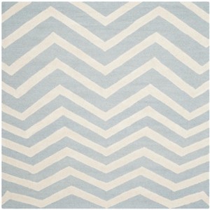 Cambridge CAM714 Tufted Indoor Rug - Safavieh - 1 of 3